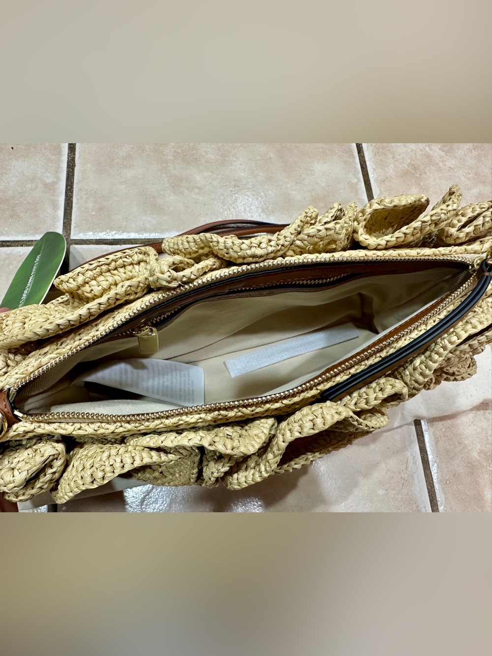 FARM Rio Flower Raffia Shoulder Bag - Picture 4 of 6